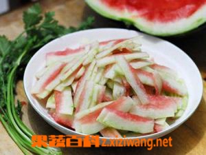 果蔬百科凉拌西瓜皮