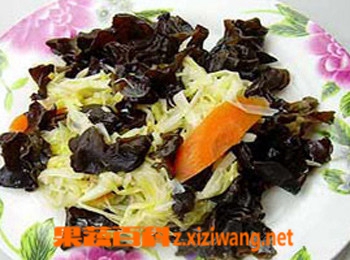 果蔬百科黑木耳炒黄花菜