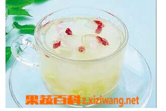 果蔬百科绿豆银耳汤