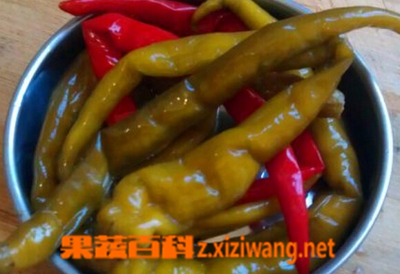 果蔬百科整个辣椒的腌制方法