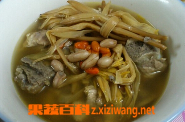 果蔬百科黄花菜枸杞排骨汤
