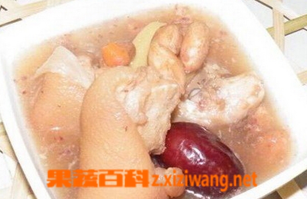 果蔬百科猪蹄煲汤