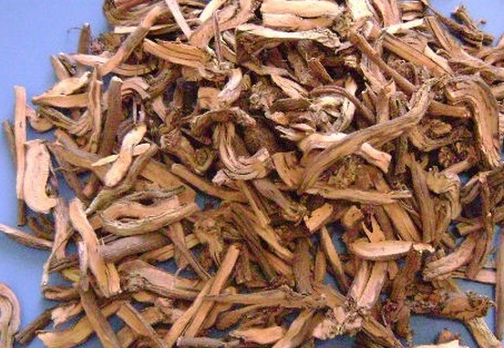 果蔬百科中药茜草的功效与禁忌