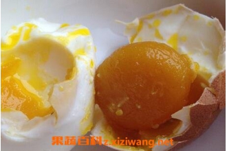 最快咸鸡蛋出油腌制方法