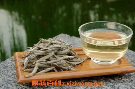 白毫银针和毛尖的区别