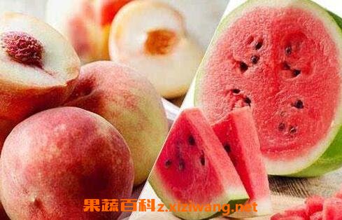 桃子和西瓜一起吃会中毒吗