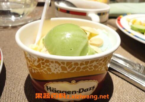 自助餐冰淇淋怎么吃