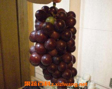 催熟的葡萄是什么样子的 催熟葡萄的危害