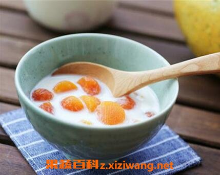 宣木瓜泡蜂蜜
