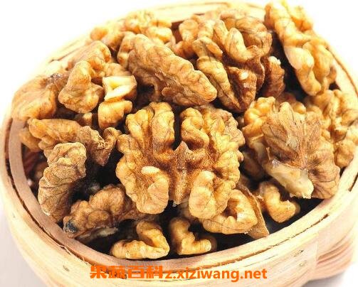 煮核桃仁水喝的功效和作用