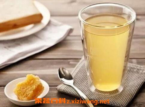 蜂蜜水的作用与功效 喝蜂蜜水有什么好处