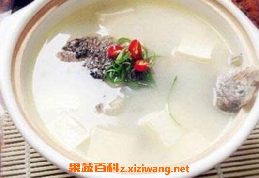 鲫鱼汤如何做好吃 鲫鱼汤的做法步骤教程