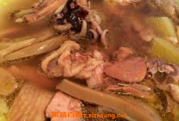 墨鱼炖鸡的功效与作用
