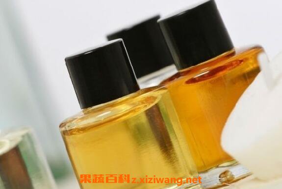 柠檬精油的功效与作用有哪些