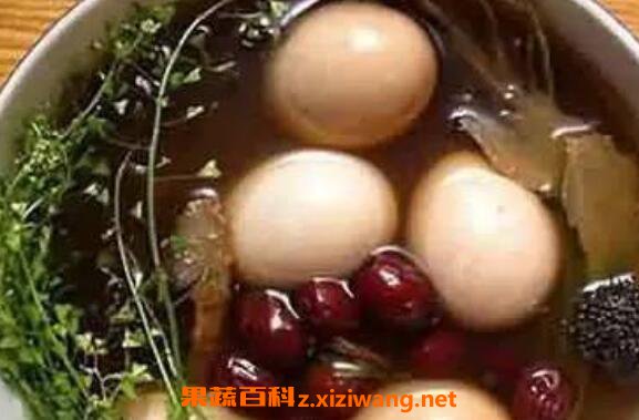 艾叶煮鸡蛋怎么煮 艾叶煮鸡蛋的功效与作用