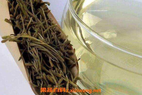 竹叶茶是寒性还是热性 竹叶茶的功效与禁忌