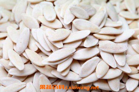香瓜籽泡水喝的功效与作用