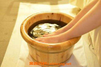 银杏叶泡脚有什么功效 银杏叶可以直接泡脚吗