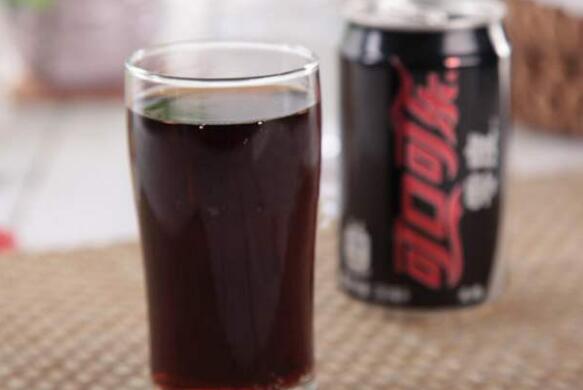 适当喝碳酸饮料的好处 女性喝碳酸饮料的危害