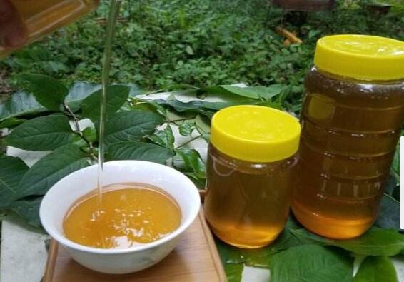 蜂蜜涂脸的正确方法 蜂蜜涂脸有什么好处