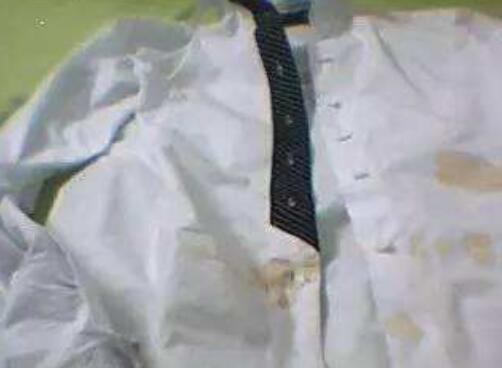 白衣服茶水渍如何清洗 茶叶水怎么洗掉
