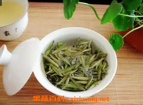 ��ĵ���Ͱ׺����������