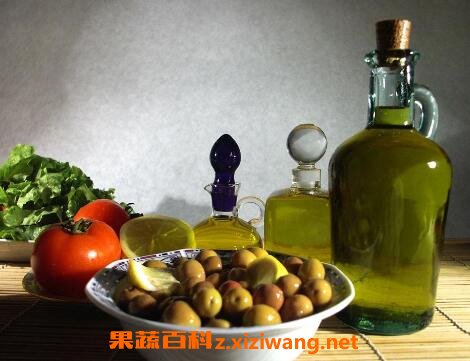 �����ͺ�����͵ĶԱ�