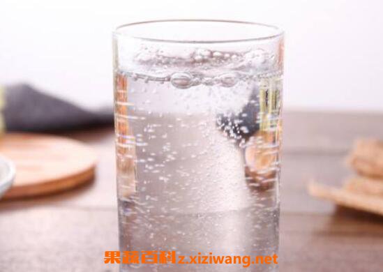 ��Ȼ�մ�ˮ������ ��Ȼ�մ�ˮ�ܳ��ں���