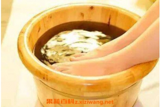 Ů���ð�Ҷ�ݽŵĺô� ��Ҷ�ݽŶ�Ů�˵ĺô�