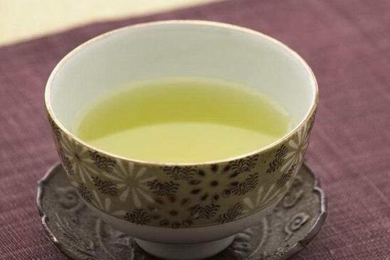 ��Ҷˮ��ʲô�ô� ��Ҷˮ�Ĺ�Ч������