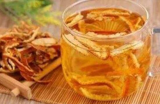 Ů�Գ��ںȳ�Ƥˮ��ʲô�ô�