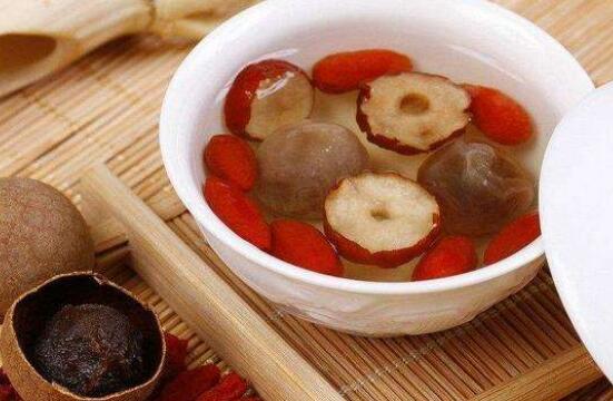 �ʺ�Ů�����ںȵĲ�����Щ