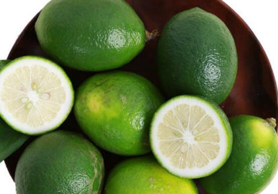 С��������ô��ˮ С����������ˮ��