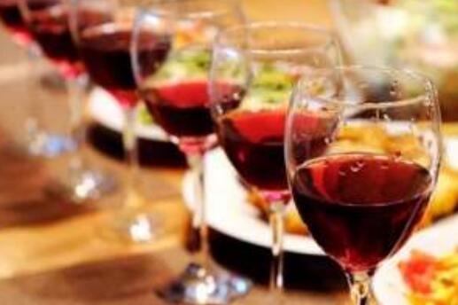 �����Ѿƺͺ���ĸ���