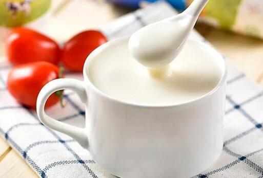 喝酸奶的好处和坏处 长期喝酸奶的危害